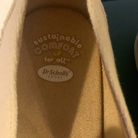 Women’s Dr. Scholls slip on shoes, color sand, size 10 - Picture 3 of 5